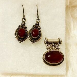 Carnelian and Silver Jewelry Set